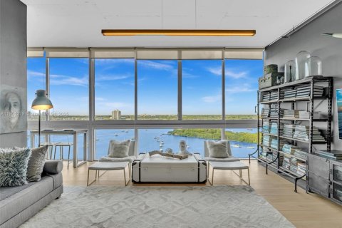 Снять в аренду кондоминиум в Норт-Бей-Виллидж, Флорида 2 спальни, 177.07м2, № 1953163 - фото 23