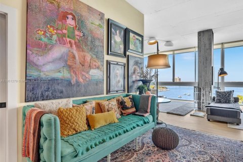 Снять в аренду кондоминиум в Норт-Бей-Виллидж, Флорида 2 спальни, 177.07м2, № 1953163 - фото 28