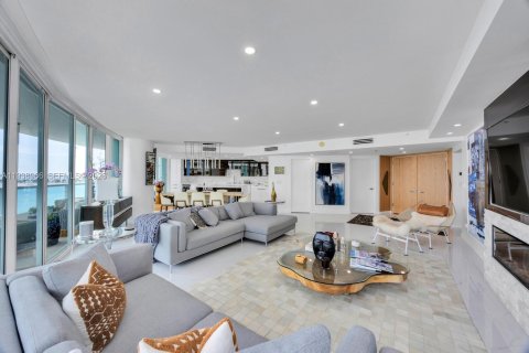 Купить кондоминиум в Майами, Флорида 3 спальни, 241.55м2, № 1998251 - фото 6