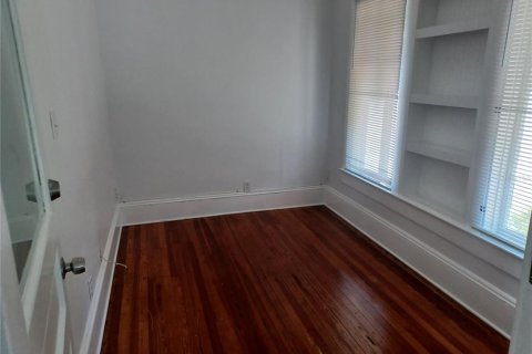 Apartment in Saint Petersburg, Florida 2 bedrooms, 106.84 sq.m. № 1913515 - photo 13