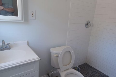 Apartment in Saint Petersburg, Florida 2 bedrooms, 106.84 sq.m. № 1913515 - photo 9