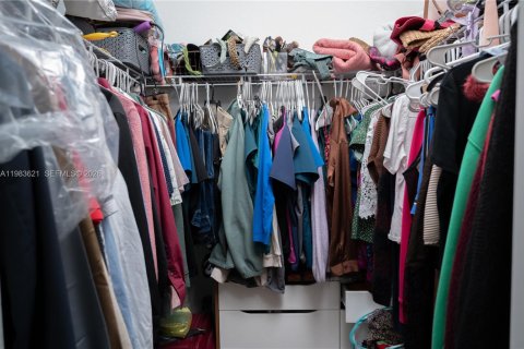 House in Homestead, Florida 3 bedrooms, 137.77 sq.m. № 2047147 - photo 19