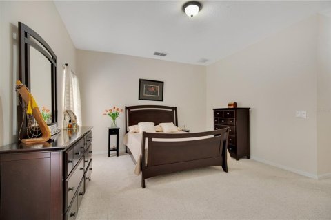 House in Kissimmee, Florida 4 bedrooms, 181.62 sq.m. № 1392369 - photo 10