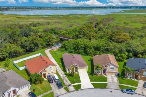 House in Kissimmee, Florida 4 bedrooms, 181.62 sq.m. № 1392369 - photo 25