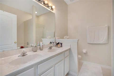 House in Kissimmee, Florida 4 bedrooms, 181.62 sq.m. № 1392369 - photo 12