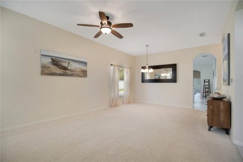 House in Kissimmee, Florida 4 bedrooms, 181.62 sq.m. № 1392369 - photo 4