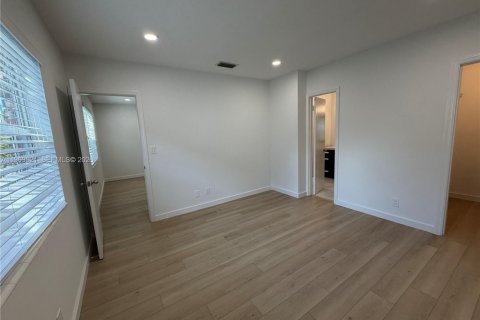 Condo in Fort Lauderdale, Florida, 1 bedroom  № 2031237 - photo 10