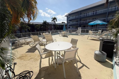 Condo in Fort Lauderdale, Florida, 1 bedroom  № 2031237 - photo 19