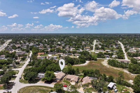 House in Spring Hill, Florida 3 bedrooms, 198.9 sq.m. № 2220643 - photo 4