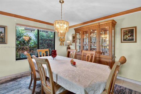 Купить виллу или дом в Майами-Лейкс, Флорида 5 спален, 256.5м2, № 2013099 - фото 13