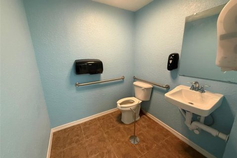 Immobilier commercial à louer à Palatka, Floride: 192.12 m2 № 2412609 - photo 24