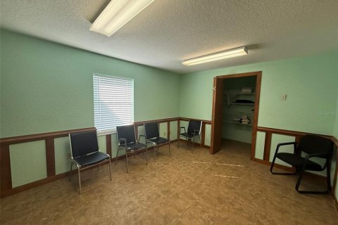 Immobilier commercial à louer à Palatka, Floride: 192.12 m2 № 2412609 - photo 12