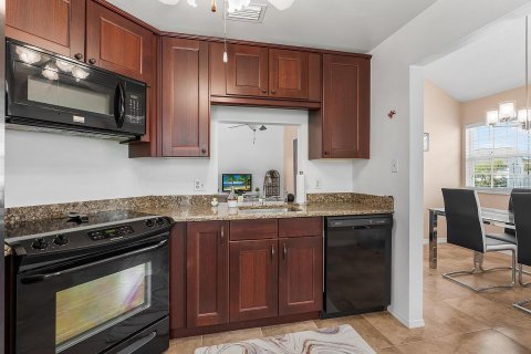 Copropriété à vendre à Vero Beach, Floride: 2 chambres, 132.85 m2 № 2085891 - photo 3