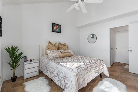 Copropriété à vendre à Vero Beach, Floride: 2 chambres, 132.85 m2 № 2085891 - photo 9