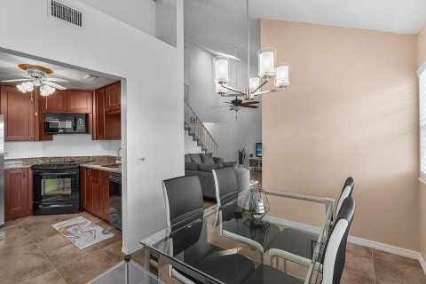 Copropriété à vendre à Vero Beach, Floride: 2 chambres, 132.85 m2 № 2085891 - photo 5