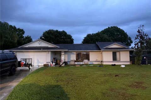 House in Kissimmee, Florida 4 bedrooms, 187.01 sq.m. № 2291028