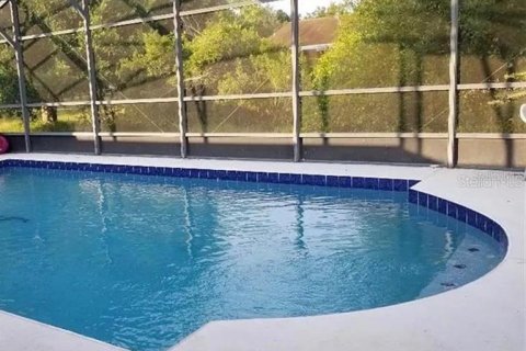 House in Kissimmee, Florida 4 bedrooms, 187.01 sq.m. № 2291028 - photo 3