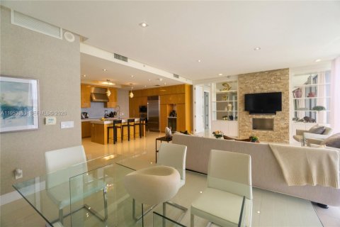 Copropriété à vendre à Bal Harbour, Floride: 2 chambres, 148.55 m2 № 2010853 - photo 13