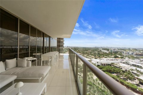 Copropriété à vendre à Bal Harbour, Floride: 2 chambres, 148.55 m2 № 2010853 - photo 4