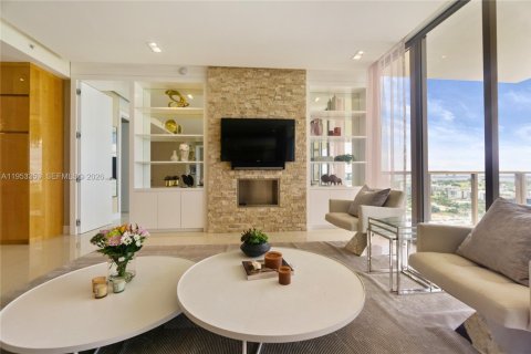 Copropriété à vendre à Bal Harbour, Floride: 2 chambres, 148.55 m2 № 2010853 - photo 24