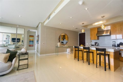 Copropriété à vendre à Bal Harbour, Floride: 2 chambres, 148.55 m2 № 2010853 - photo 14