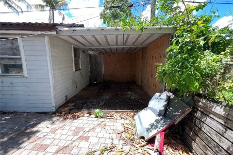 Casa en venta en North Miami, Florida, 4 dormitorios, 146.32 m2 № 2096261 - foto 9
