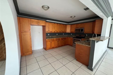 Casa en venta en North Miami, Florida, 4 dormitorios, 146.32 m2 № 2096261 - foto 13