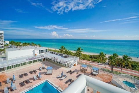 Condominio en alquiler en Miami Beach, Florida, 4 dormitorios, 154.22 m2 № 1936750 - foto 6