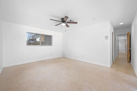Casa en venta en Miami, Florida, 3 dormitorios, 210.98 m2 № 2263296 - foto 15