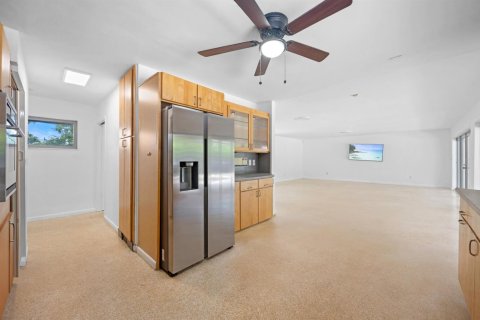 Casa en venta en Miami, Florida, 3 dormitorios, 210.98 m2 № 2263296 - foto 13