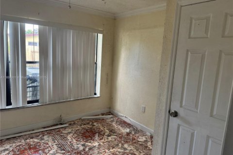 Снять в аренду виллу или дом в Лодердейл-Лейкс, Флорида 3 спальни, 136.29м2, № 1949190 - фото 8