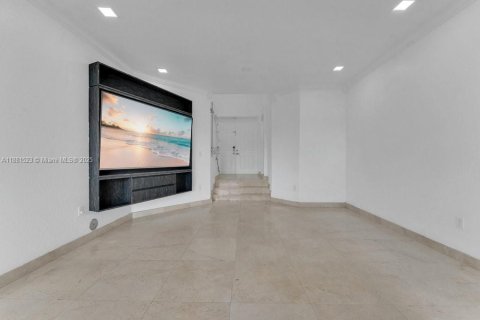 Copropriété à vendre à Doral, Floride: 4 chambres, 205.41 m2 № 1929837 - photo 4