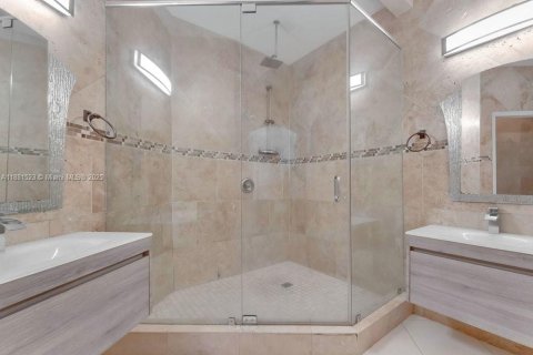 Copropriété à vendre à Doral, Floride: 4 chambres, 205.41 m2 № 1929837 - photo 19