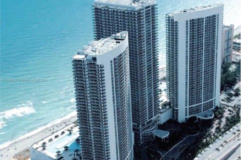 Appartement à louer à Hallandale Beach, Floride: 1 chambre, 78.41 m2 № 1937807 - photo 2