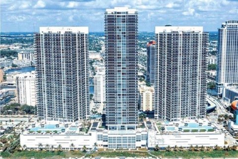 Appartement à louer à Hallandale Beach, Floride: 1 chambre, 78.41 m2 № 1937807 - photo 3
