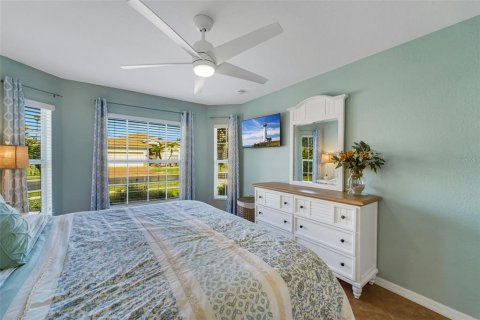 House in Venice, Florida 3 bedrooms, 184.6 sq.m. № 1512213 - photo 23