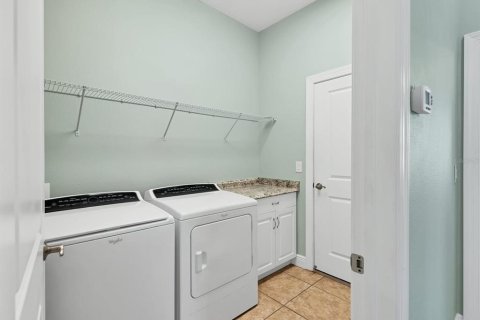 House in Venice, Florida 2 bedrooms, 146.88 sq.m. № 2196664 - photo 30