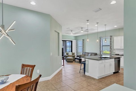 House in Venice, Florida 2 bedrooms, 146.88 sq.m. № 2196664 - photo 7