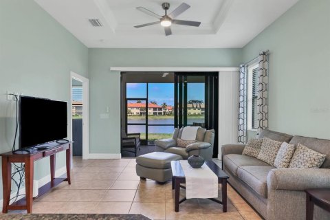 House in Venice, Florida 2 bedrooms, 146.88 sq.m. № 2196664 - photo 11