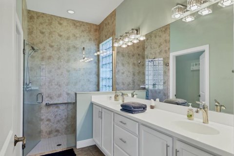 House in Venice, Florida 2 bedrooms, 146.88 sq.m. № 2196664 - photo 24