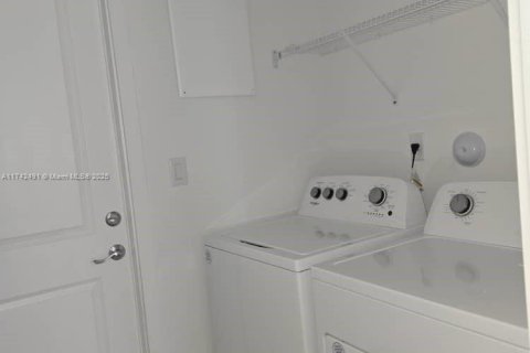 House in Ave Maria, Florida 3 bedrooms № 1937474 - photo 8