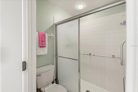 Condo in Sarasota, Florida, 2 bedrooms  № 1852521 - photo 24