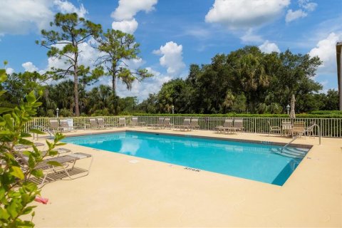 Condo in Sarasota, Florida, 2 bedrooms  № 1852521 - photo 30