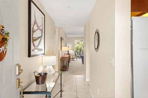 Condo in Sarasota, Florida, 2 bedrooms  № 1852521 - photo 4