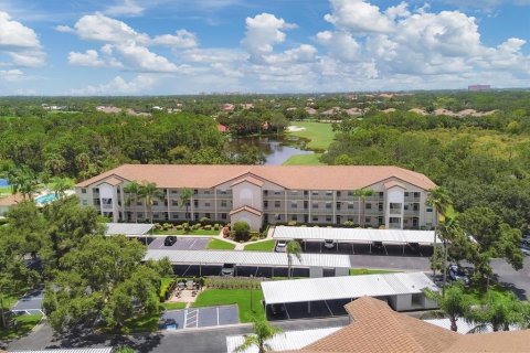 Condo in Sarasota, Florida, 2 bedrooms  № 1852521 - photo 2