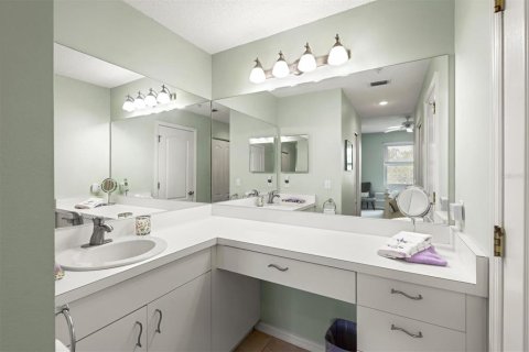 Condo in Sarasota, Florida, 2 bedrooms  № 1852521 - photo 23