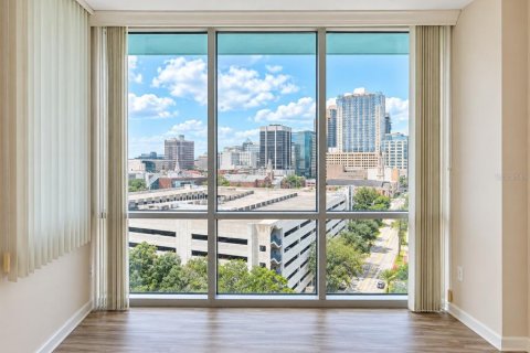 Condo in Orlando, Florida, 1 bedroom  № 2379368 - photo 14
