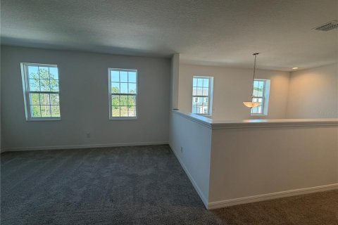 Casa en venta en DeLand, Florida, 6 dormitorios, 346.9 m2 № 2202343 - foto 7