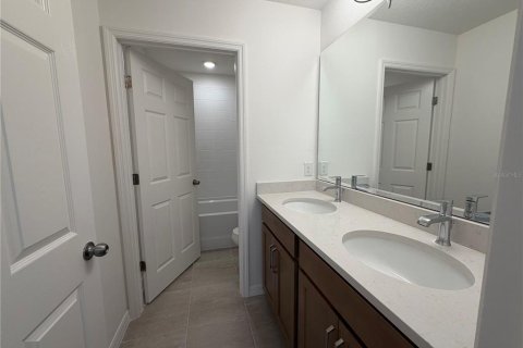 Casa en venta en DeLand, Florida, 6 dormitorios, 346.9 m2 № 2202343 - foto 8