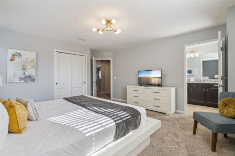 Casa en venta en Kissimmee, Florida, 6 dormitorios, 291.9 m2 № 2111975 - foto 17